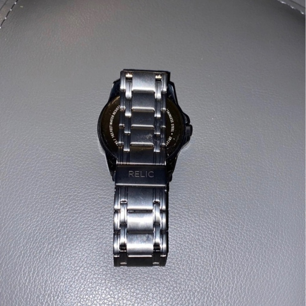 Mens Relic Watch - Picture 2 of 2